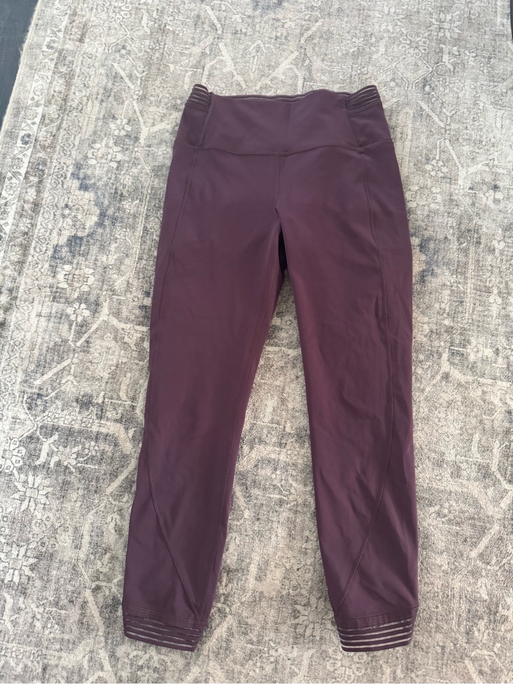 Lululemon Leggings Womens 8 Raisin Mesh Panel Hem Wunder Under Pull On Stretch